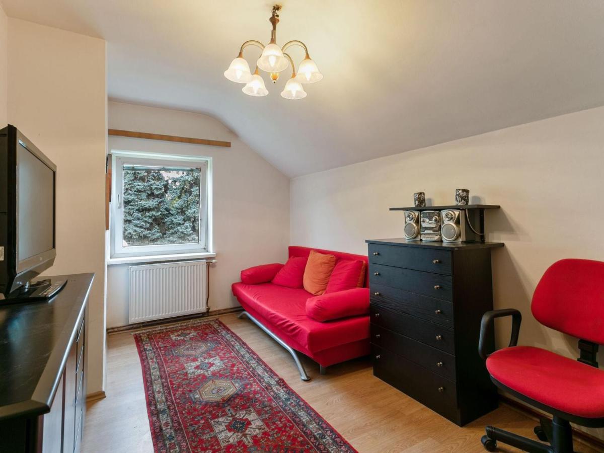 Lively Holiday Home In Wien With Private Garden Εξωτερικό φωτογραφία