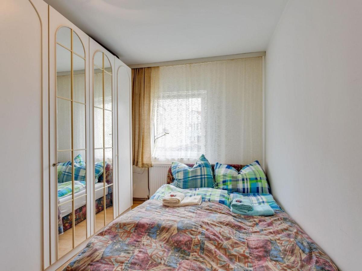 Lively Holiday Home In Wien With Private Garden Εξωτερικό φωτογραφία